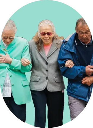 Personas mayores compartiendo momentos